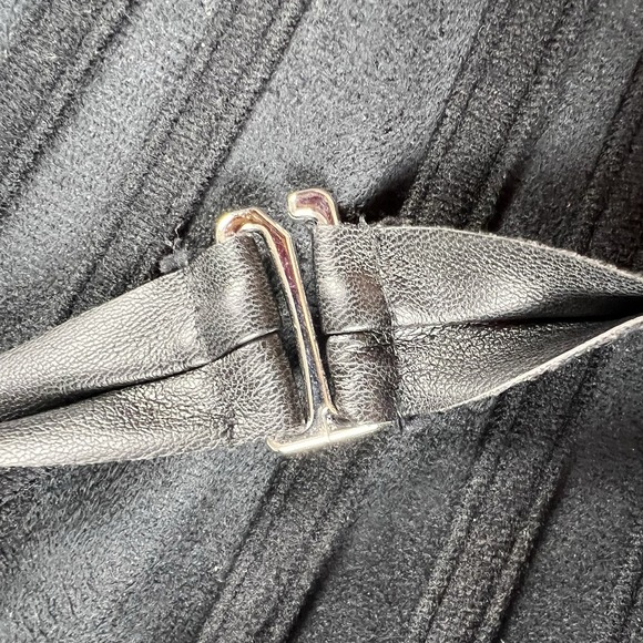 WHITE FOX Halter Corset Bustier Size Medium Faux Black Leather Plunge Lace Up - Picture 9 of 14